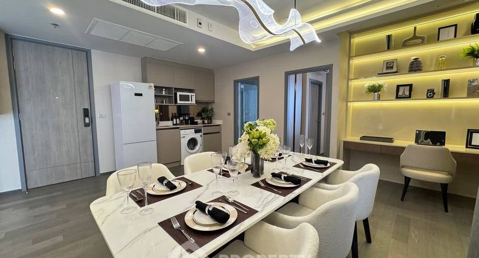 For sale 2 bedrooms condo in Khlong Toei, Bangkok