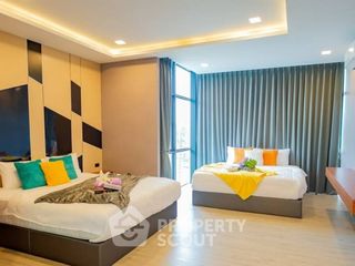Villa en alquiler y en venta de 4 habitaciones en Bang Lamung, Chonburi