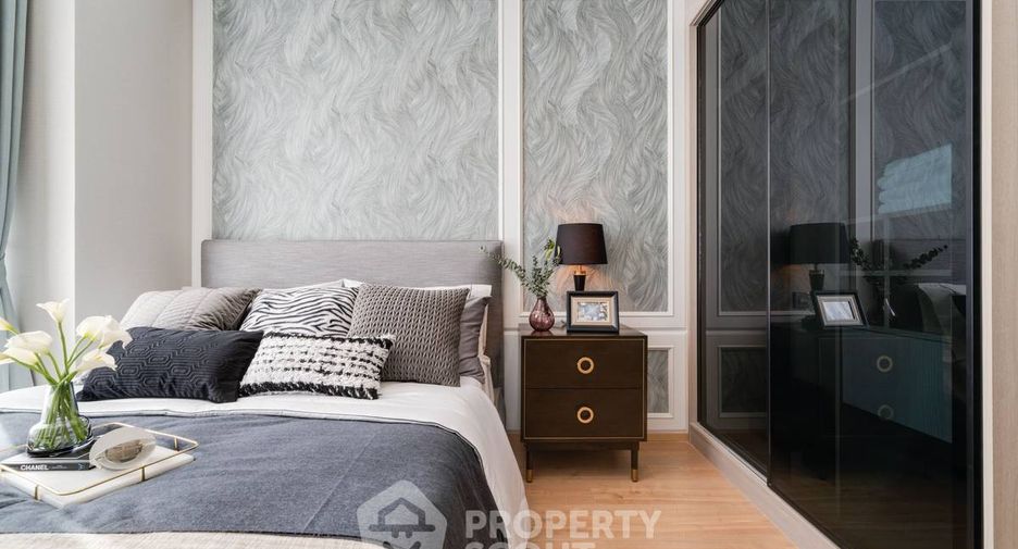 For sale 2 bedrooms condo in Watthana, Bangkok