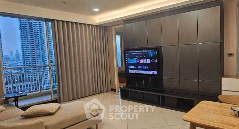For sale 2 bedrooms condo in Sathon, Bangkok
