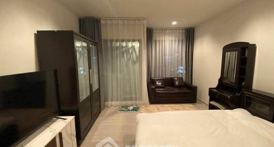 For sale 1 bed condo in Huai Khwang, Bangkok