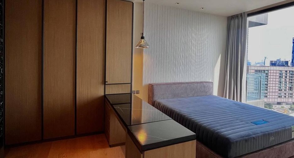 For sale 1 bed condo in Khlong Toei, Bangkok