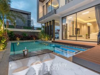 Casa en venta de 5 habitaciones en Bang Lamung, Chonburi