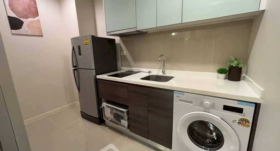 For sale 1 bed condo in Sathon, Bangkok