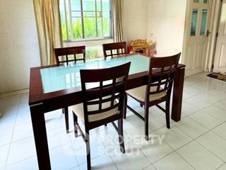 Casa en venta de 3 habitaciones en Nong Khaem, Bangkok