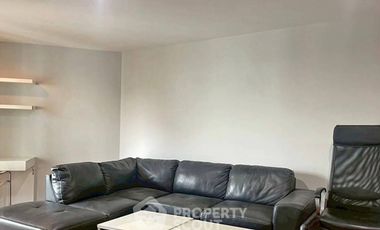 For sale 2 bedrooms condo in Huai Khwang, Bangkok