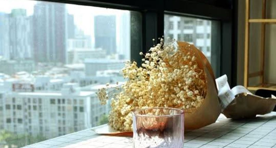 For sale 1 bed condo in Watthana, Bangkok