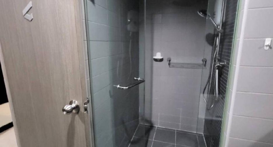 For sale 1 bed condo in Huai Khwang, Bangkok