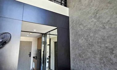 For sale 1 bed condo in Huai Khwang, Bangkok