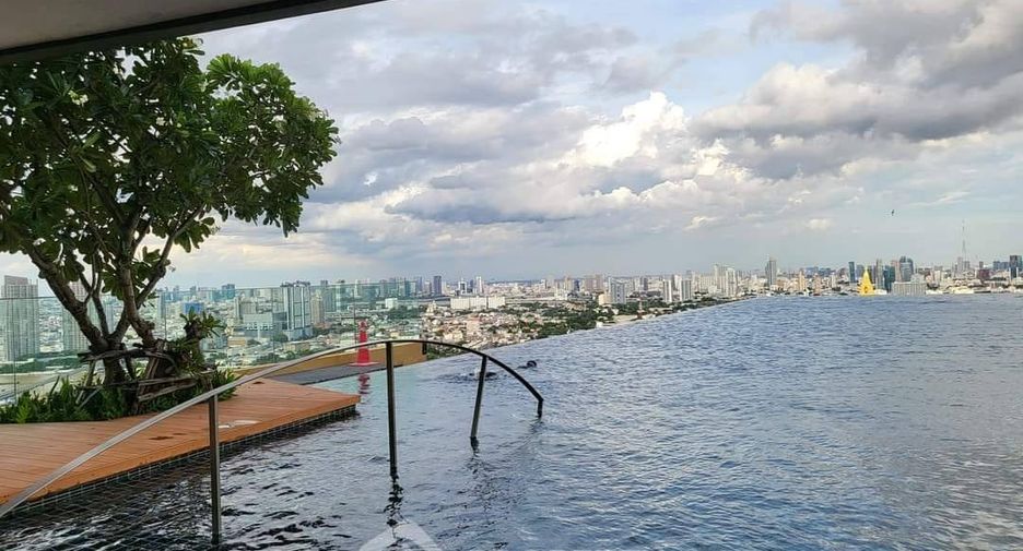 À vendre 2 chambres condo à Bang Phlat, Bangkok