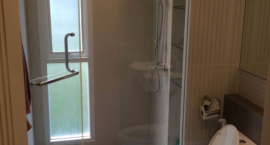 For sale 2 bedrooms condo in Phra Khanong, Bangkok