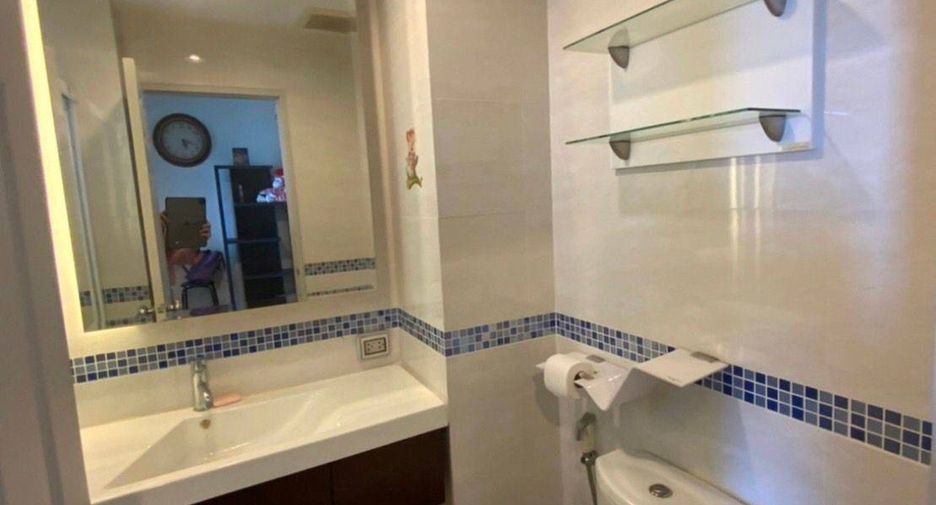 For sale 1 bed condo in Huai Khwang, Bangkok