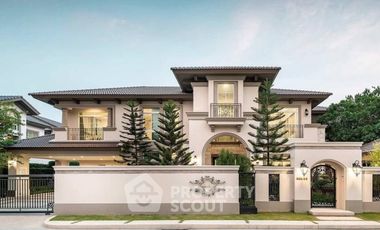 For sale 4 bedrooms house in Bang Khen, Bangkok