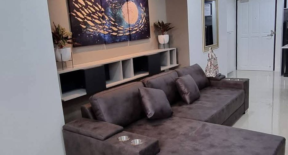 For sale 1 bed condo in Khlong Toei, Bangkok