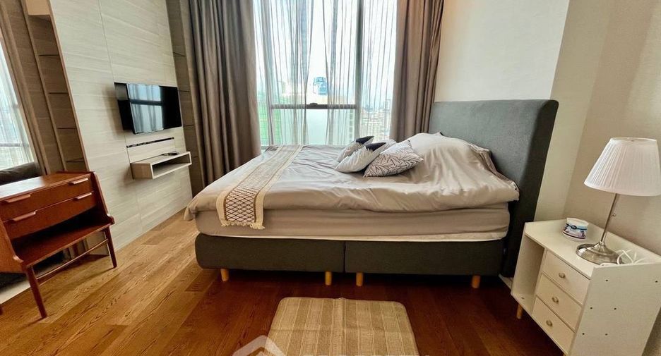 For rent and for sale 1 bed condo in Sathon, Bangkok