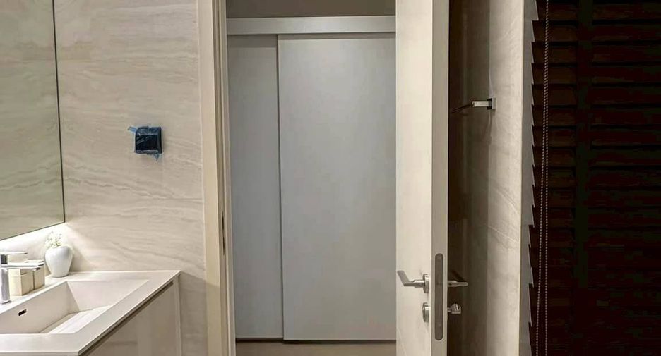 Condo en venta de 1 habitaciones en Khlong Toei, Bangkok