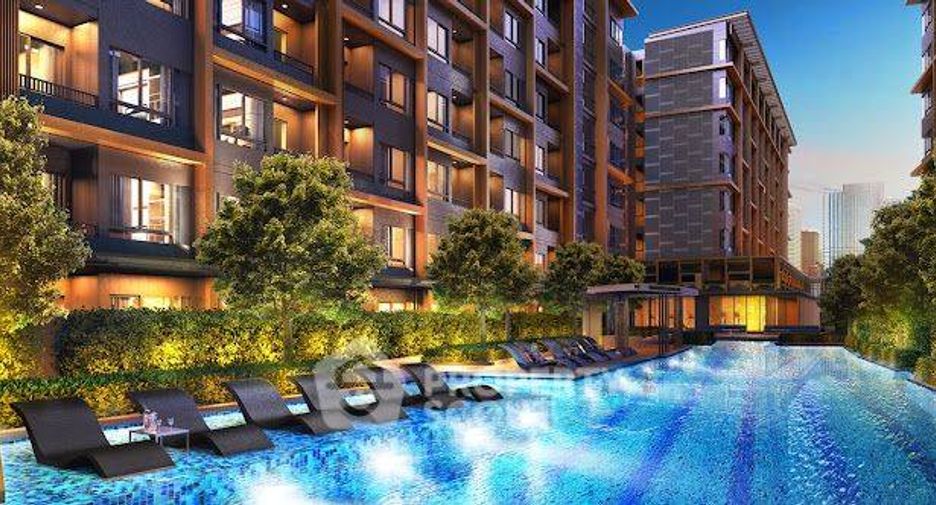 For sale 2 bedrooms condo in Huai Khwang, Bangkok