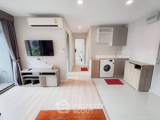 For sale 2 bedrooms condo in Huai Khwang, Bangkok