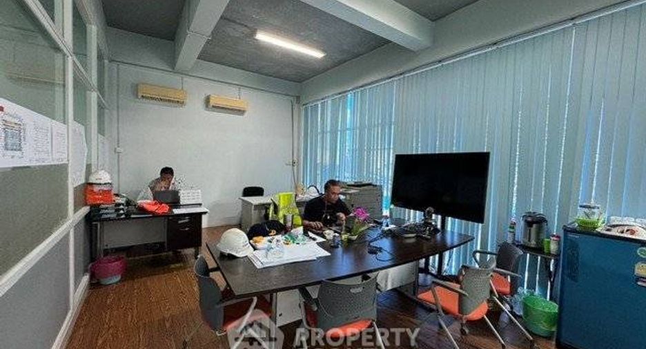 For rent and for sale 9 bedrooms house in Mueang Chon Buri, Chonburi