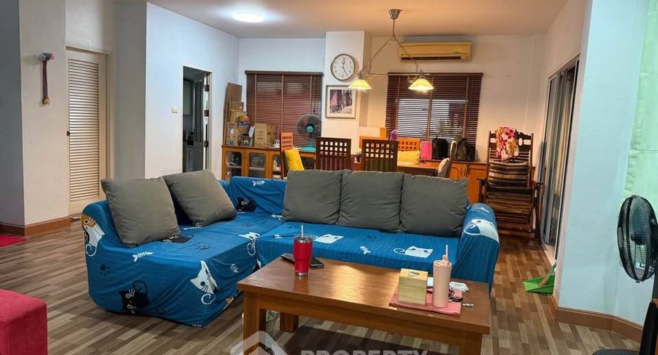 À vendre 3 chambres maison à Mueang Chon Buri, Chonburi