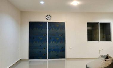 À vendre 3 chambres maison à Bang Khun Thian, Bangkok