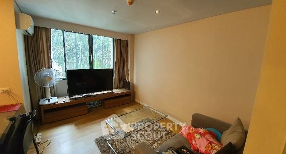 For sale 1 bed condo in Yan Nawa, Bangkok