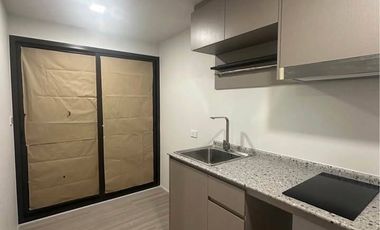 Wohnung zum Kauf mit 1 Zimmer in Thon Buri, Bangkok
