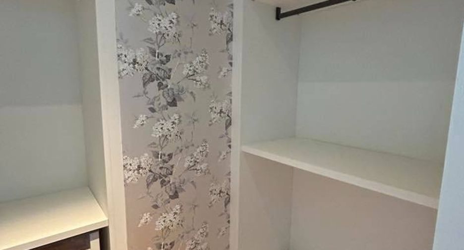 For sale 3 bedrooms condo in Sathon, Bangkok