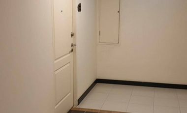 À vendre 2 chambres condo à Khlong Toei, Bangkok