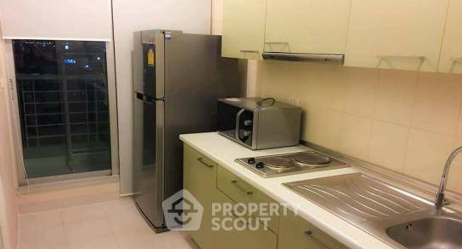 For sale 1 bed condo in Huai Khwang, Bangkok