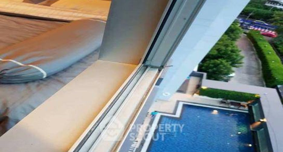 For sale 1 bed condo in Huai Khwang, Bangkok