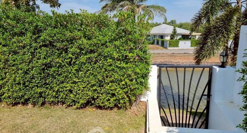 For sale 4 ベッドルーム house in East Pattaya, Pattaya