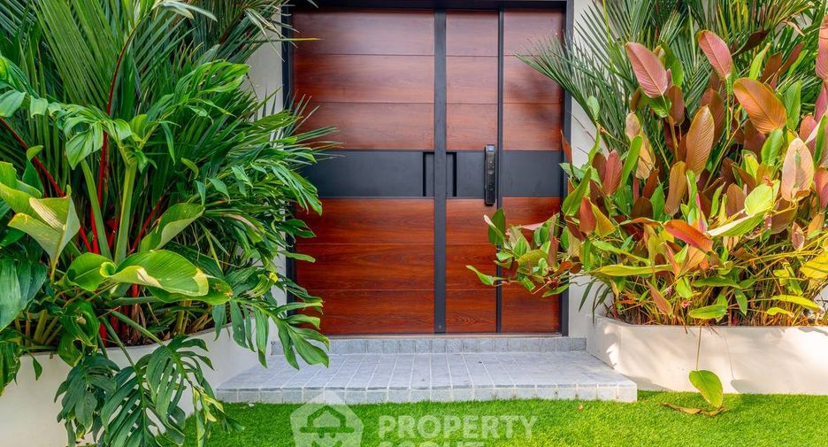 For sale 6 bedrooms villa in Sattahip, Chonburi