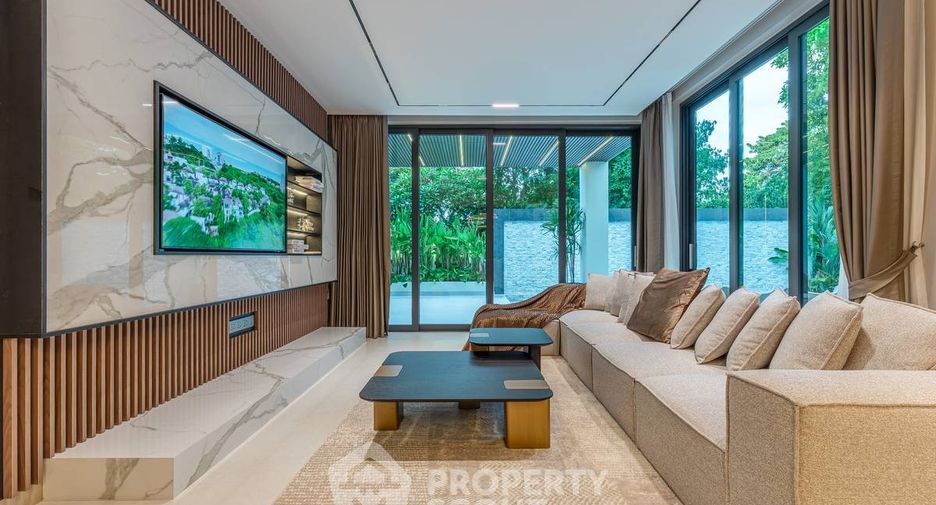 For sale 6 bedrooms villa in Sattahip, Chonburi