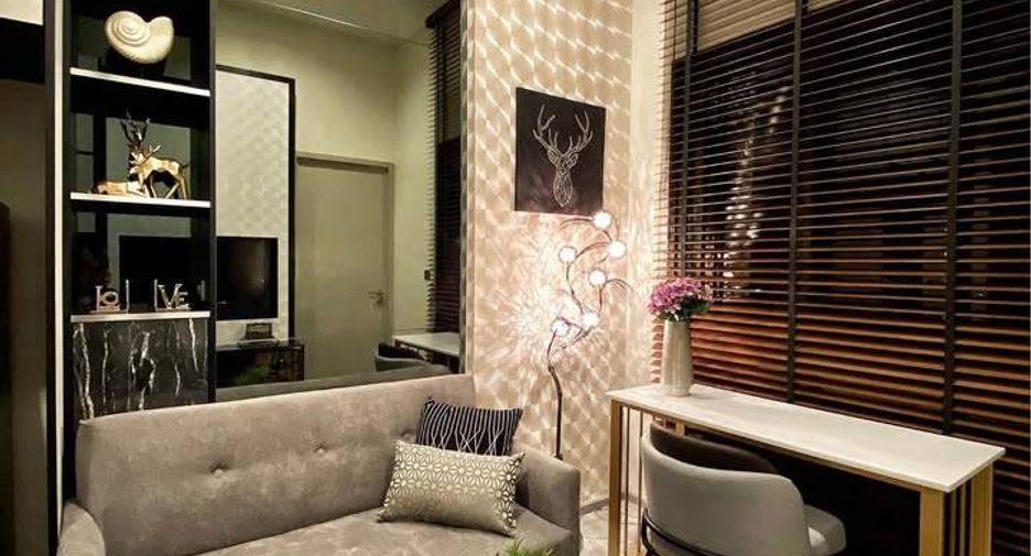 For sale 1 bed condo in Phra Khanong, Bangkok