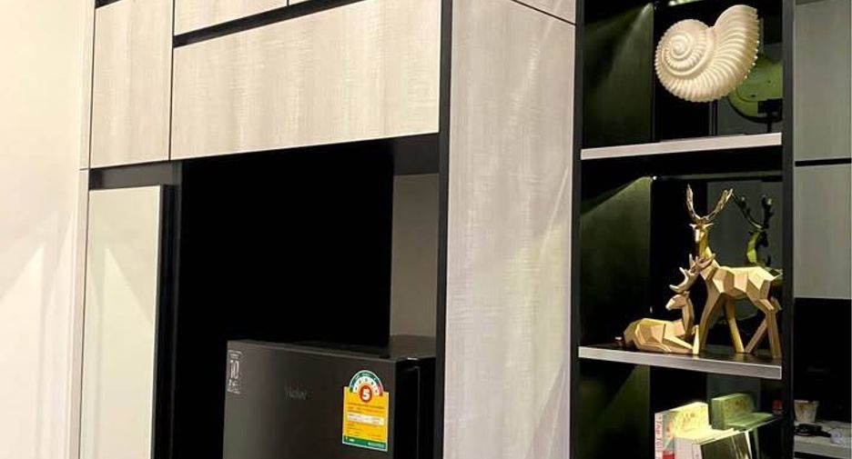 For sale 1 bed condo in Phra Khanong, Bangkok