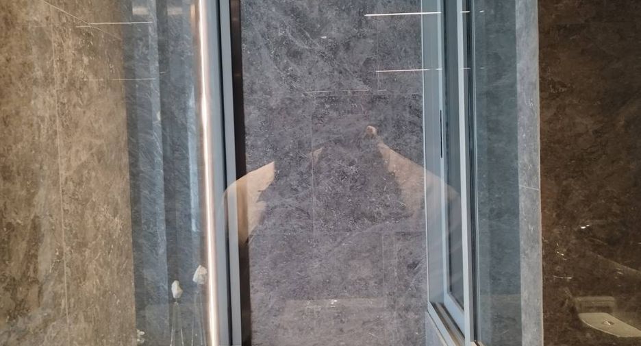 For sale 2 bedrooms condo in Watthana, Bangkok