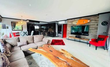 For sale 2 bedrooms condo in Pratumnak, Pattaya