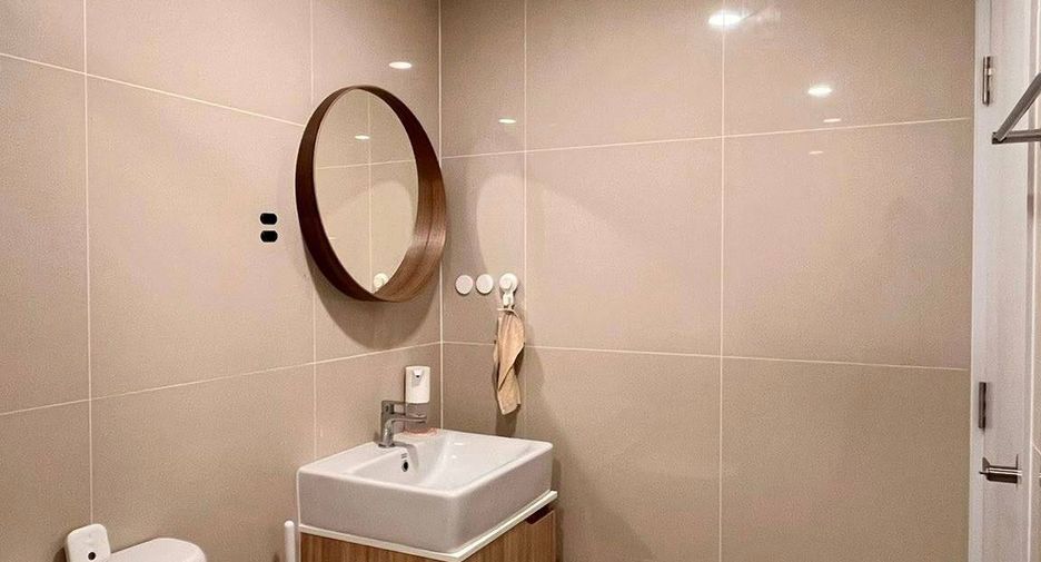For rent and for sale 1 bed condo in Khlong San, Bangkok
