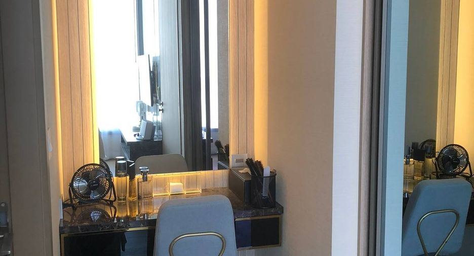 For sale 1 bed condo in Watthana, Bangkok