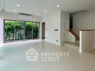 For sale 3 bedrooms house in Khan Na Yao, Bangkok