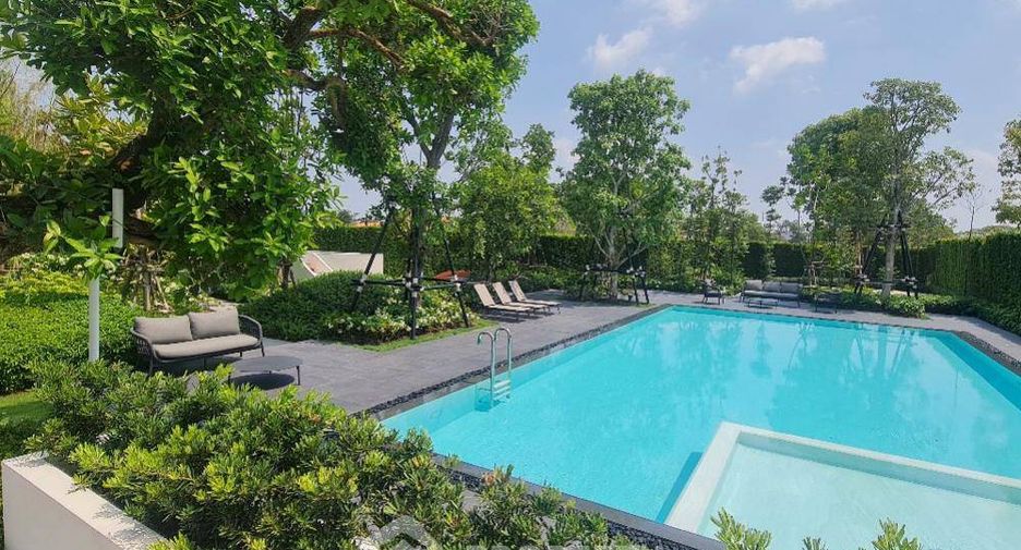 Casa en alquiler y en venta de 3 habitaciones en Saphan Sung, Bangkok