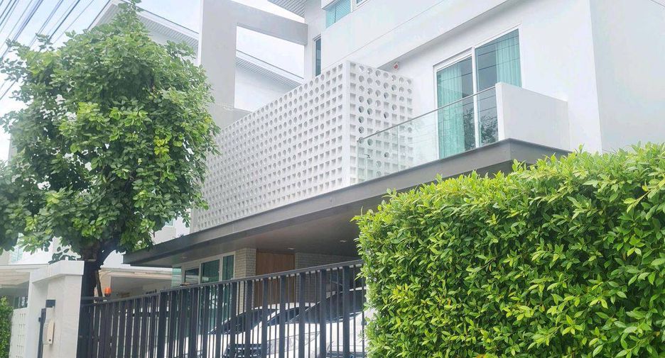 Casa en alquiler y en venta de 3 habitaciones en Saphan Sung, Bangkok