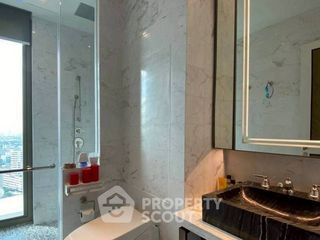 Condo en alquiler y en venta de 2 habitaciones en Khlong San, Bangkok