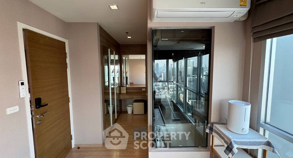 For sale 2 bedrooms condo in Phaya Thai, Bangkok