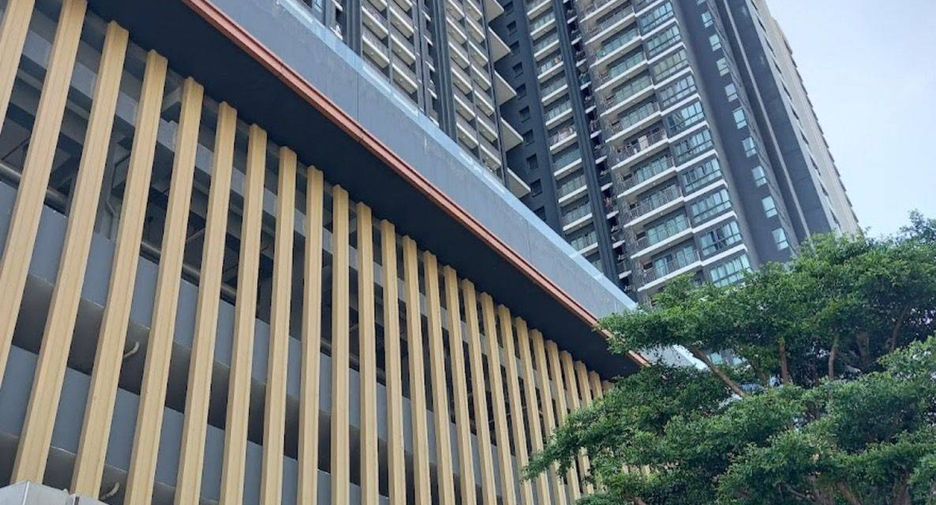 For sale 2 bedrooms condo in Bang Phlat, Bangkok