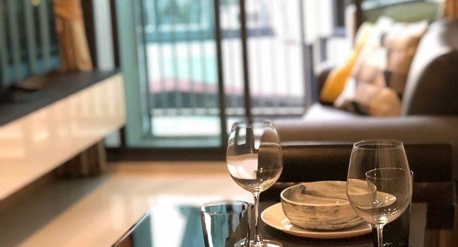 For sale 1 bed condo in Phra Khanong, Bangkok