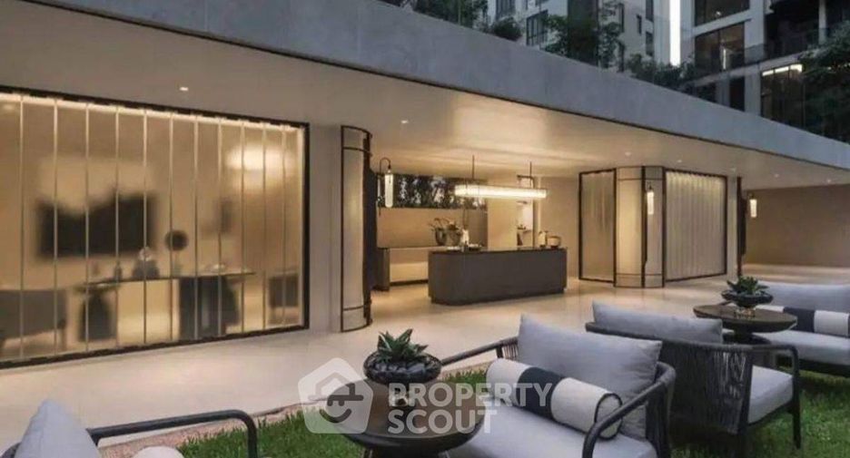 For sale 2 bedrooms condo in Watthana, Bangkok