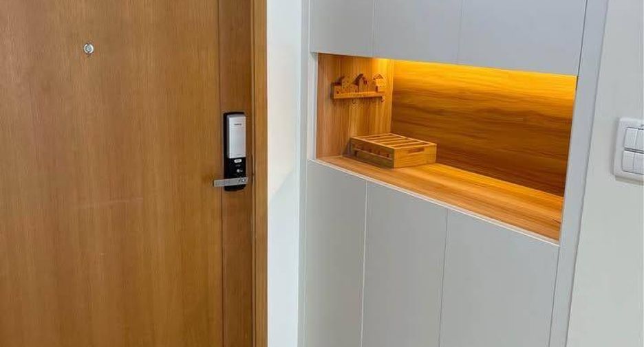 For rent and for sale 3 bedrooms condo in Sathon, Bangkok