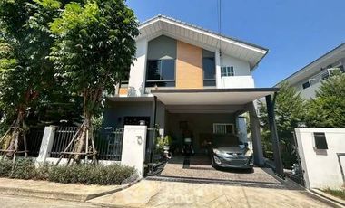 For rent そして for sale 3 ベッドルーム house in Min Buri, Bangkok